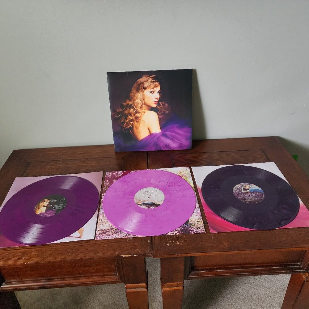 All 3 varients of Speak Now in 1 Album